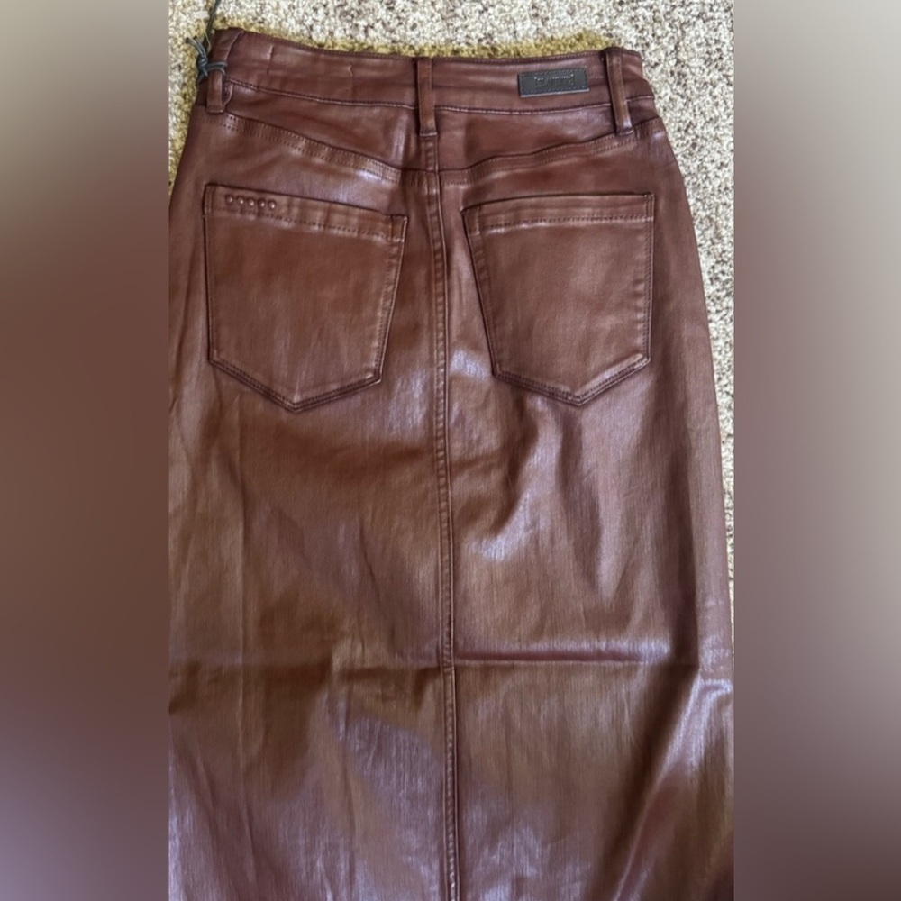 BLANK NYC High Rise Midi Coated Denim Skirt Size 26 in color Coffee Talk NWT - Picture 5 of 11